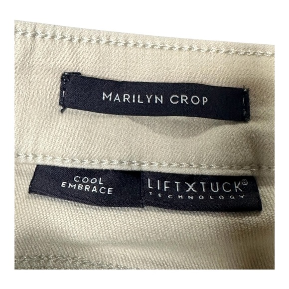 NWT NYDJ Plus Size Marilyn Straight Crop Jeans in Feather. Sz: 18W - Picture 5 of 10